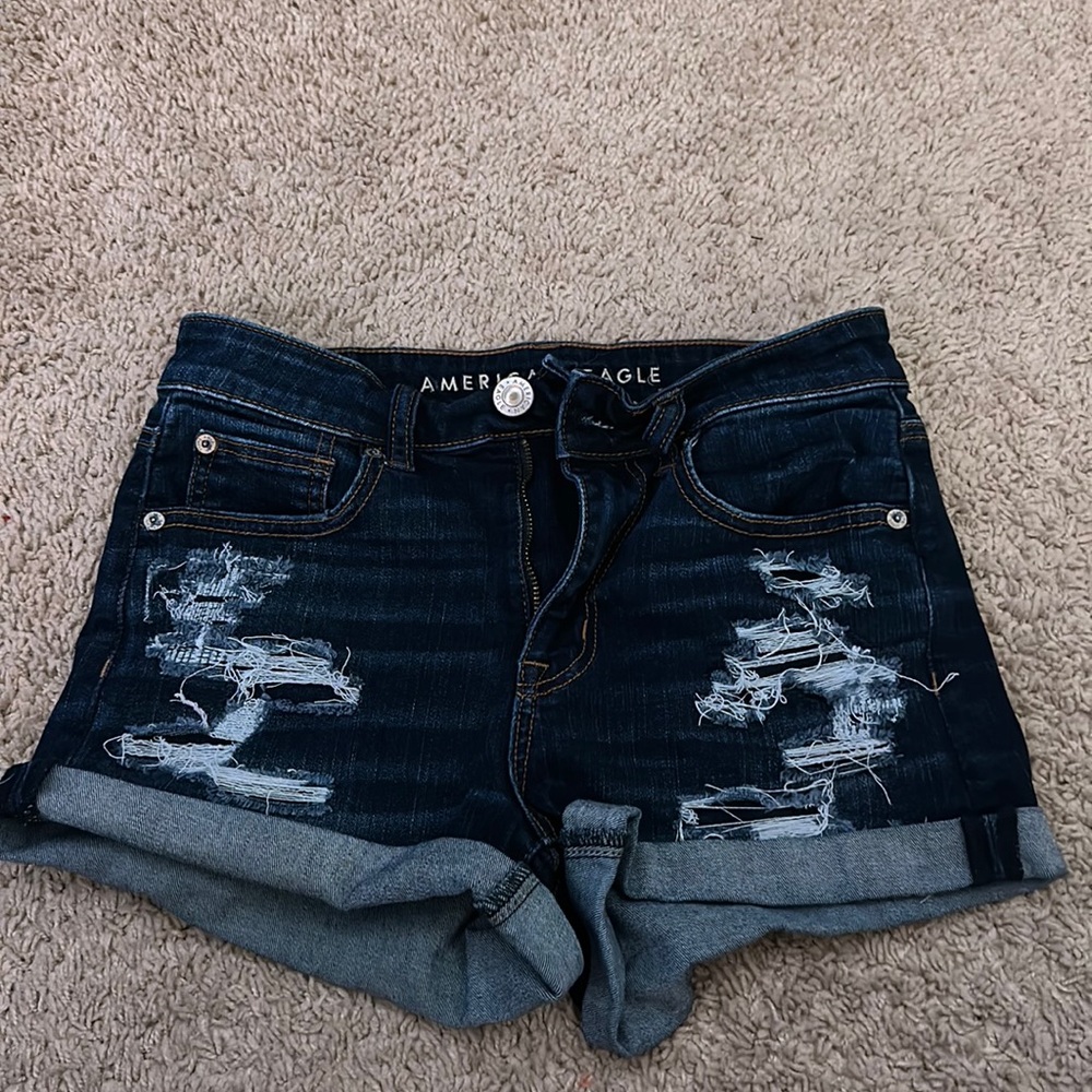 American Eagle women’s folded denim shorts